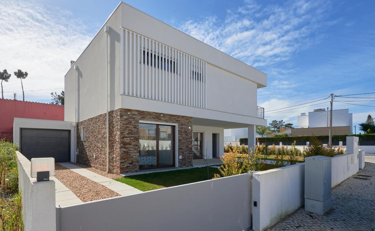 Aroeira Villa W/ Pool Near Beach, By Timecooler 外观 照片