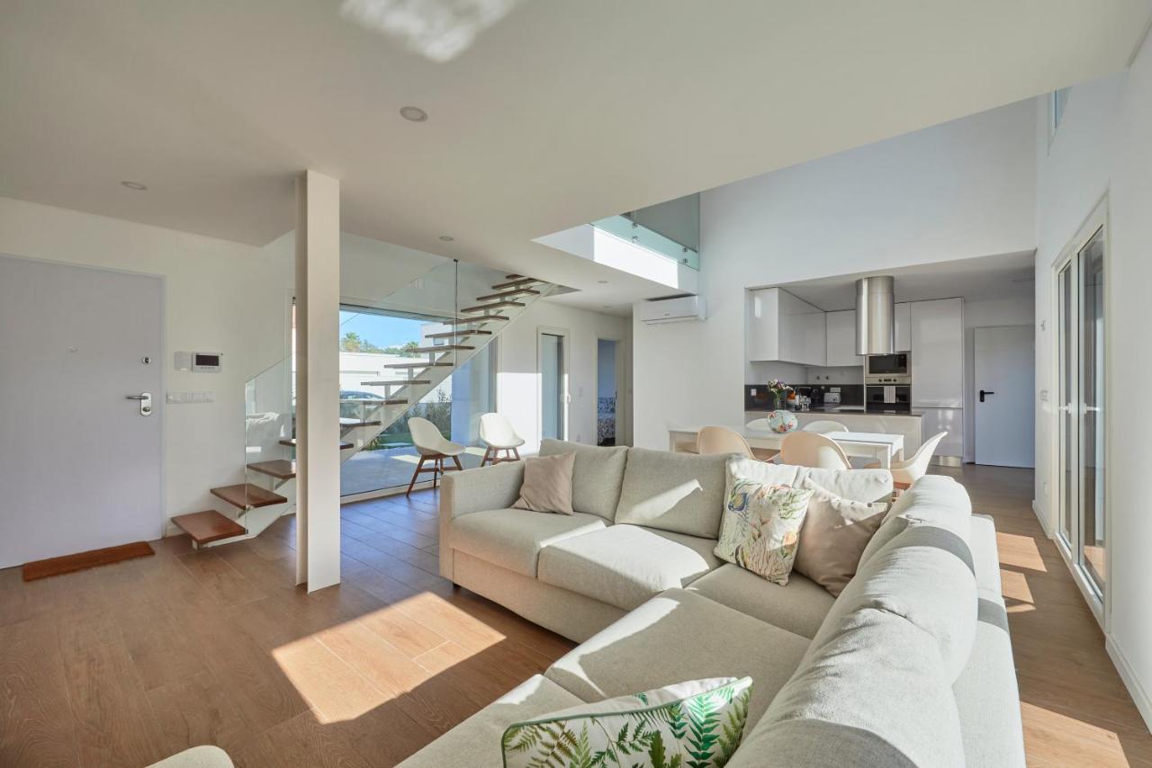 Aroeira Villa W/ Pool Near Beach, By Timecooler 外观 照片