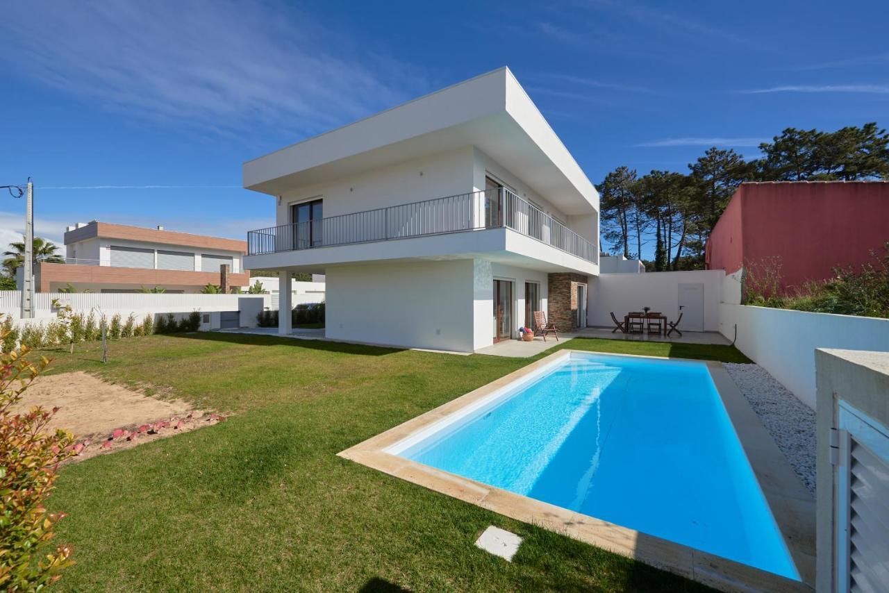 Aroeira Villa W/ Pool Near Beach, By Timecooler 外观 照片